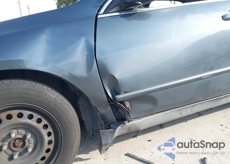 2005 Honda Accord 2.4 Lx from USA, damaged, VIN 1HGCM56415A107246